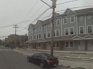 6 Warner St, Dorchester Center, MA 02124