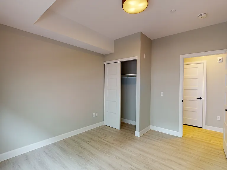 170 Metcalfe St — Photo 38