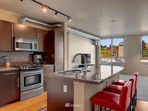 2nd image of 530 E Broadway #510