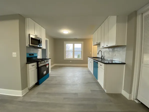1542 Victoria Ave APT 3, North Chicago, IL 60064