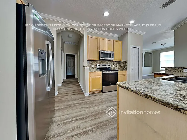 17011 Falconridge Rd — Photo 10