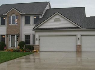 3098 Pebble Ct, Maumee, OH