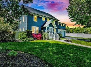 28 Leggs Hill Rd, Marblehead, MA 01945