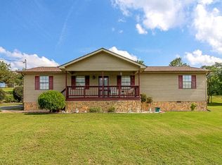 1030 C B St, Seymour, TN 37865