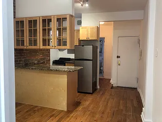 Rented by Urban Real Estate Property Group Inc