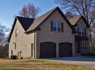 3644 Sally Kirk Rd, Winston Salem, NC 27106