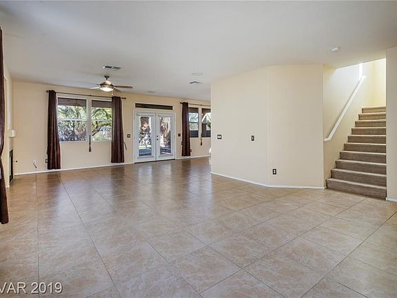 3rd image of 3990 Villeroy Ave