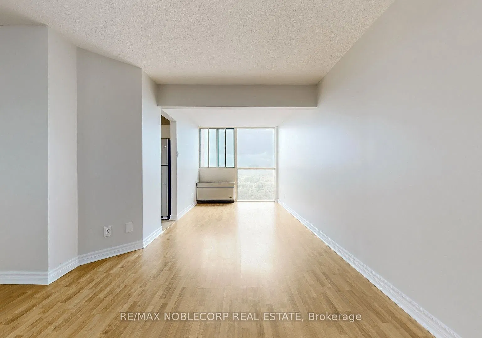 3 bed, $2,650 — Photo 3