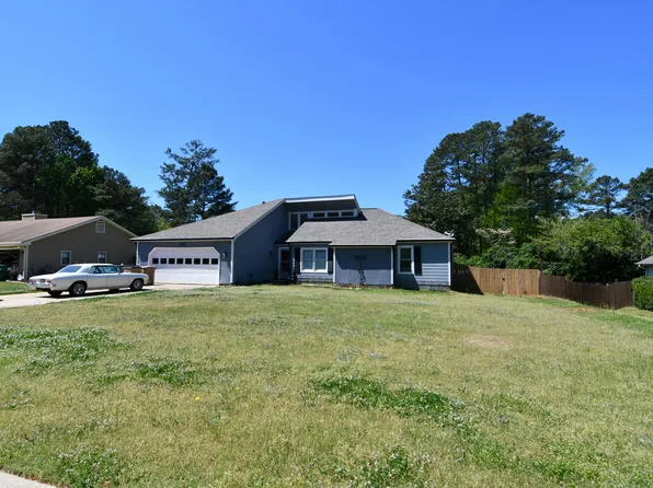 8883 Peppertree Dr, Jonesboro, GA 30238