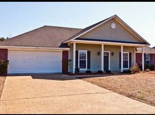 517 Roxbury Pl, Florence, MS 39073