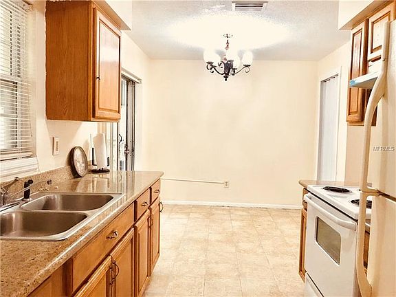 4th image of 3403 Forestdale Dr