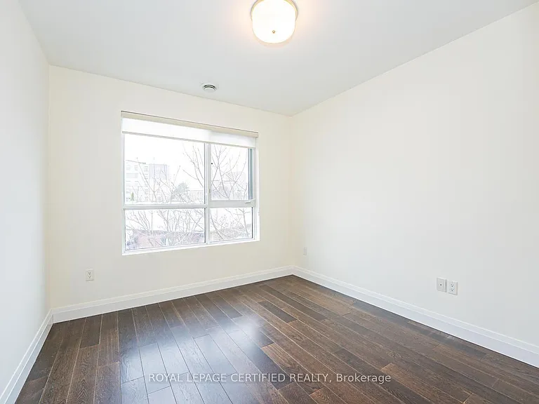26 Wellington St #205 — Photo 26
