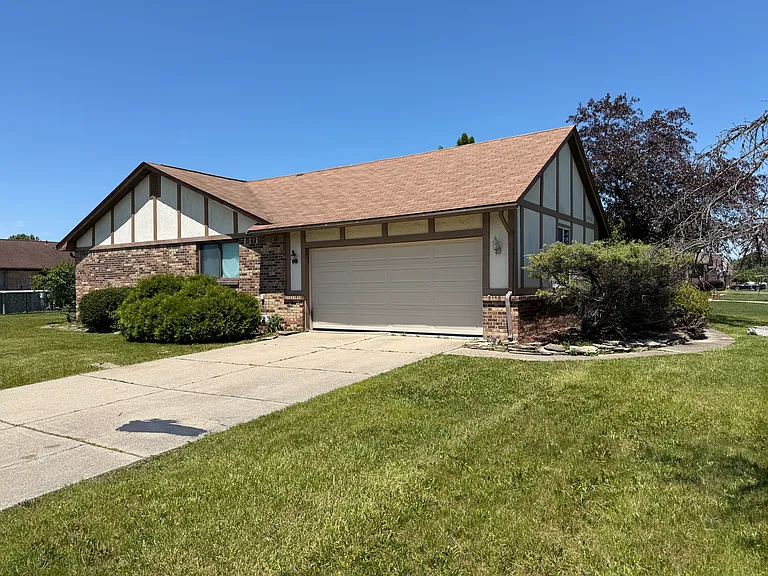 45971 Apple Ln — Photo 5
