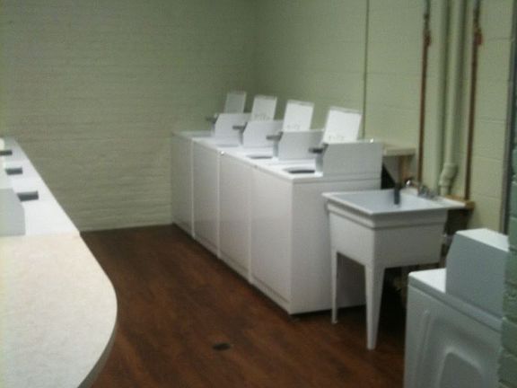 5th image of 5423 N Winthrop Ave APT 311
