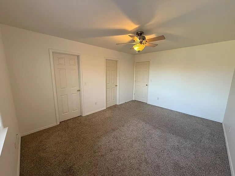 1875 SW Salmon Ave — Photo 9