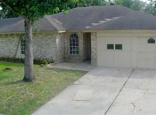 5914 Sunnygate Dr, Spring, TX 77373