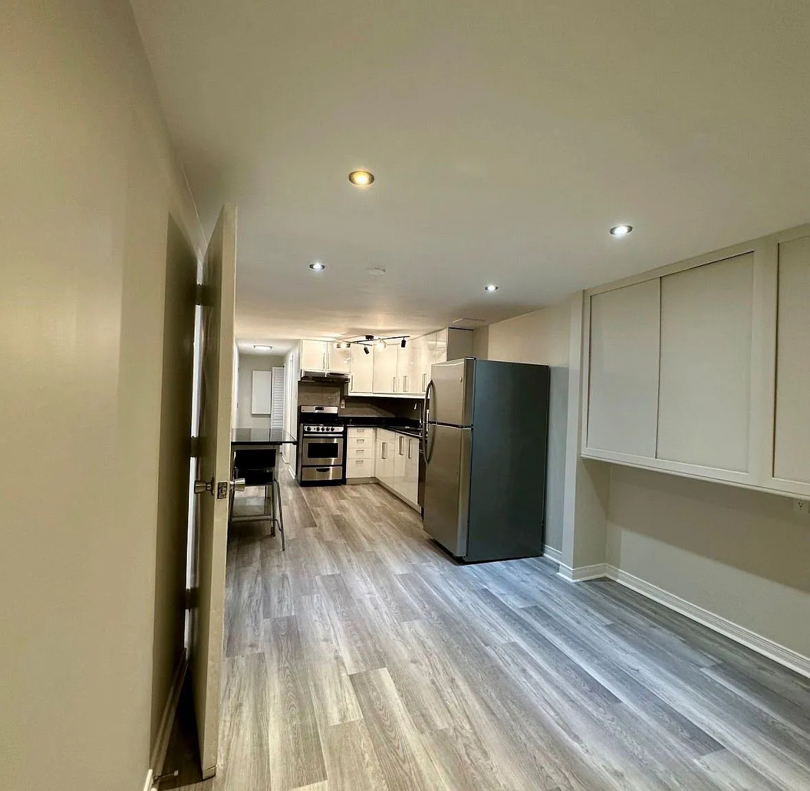1 bed, $1,995 — Photo 2