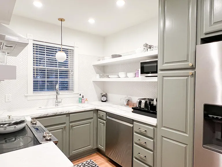 567 Pelham Rd NE — Photo 5