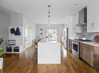 60 Taylor St #3, Waltham, MA 02453