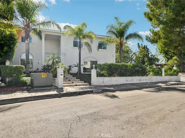 12426 Henzie Pl, Granada Hills, CA 91344