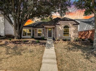 840 Chaparral Dr, Grand Prairie, TX 75052