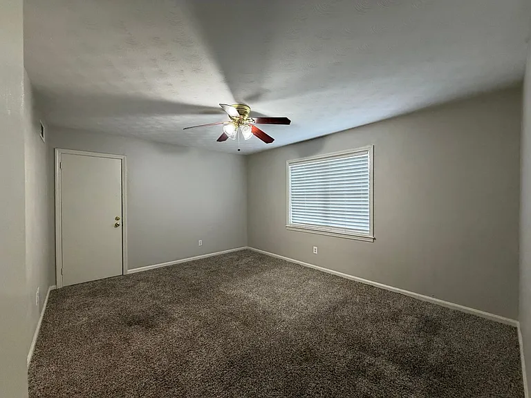 3432 Lynchburg St — Photo 14