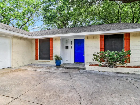 1801 Crooks Ct, Grand Prairie, TX 75051