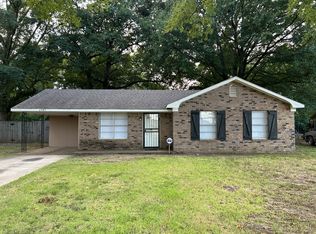 2585 Hillcrest Cv, Horn Lake, MS 38637