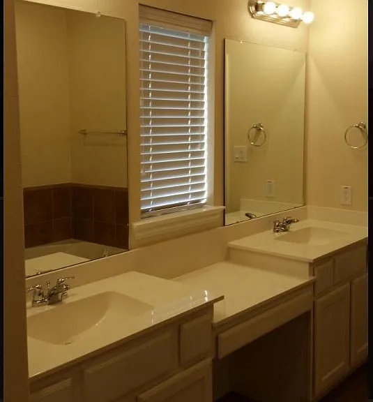 8403 Kari Bend Cir — Photo 15