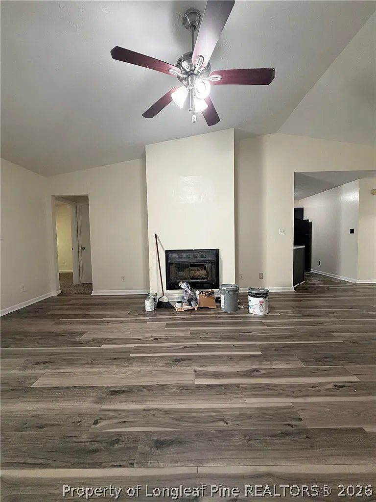 2 bed, 2.0 bath, 1035 sqft, $1,300 — Photo 2