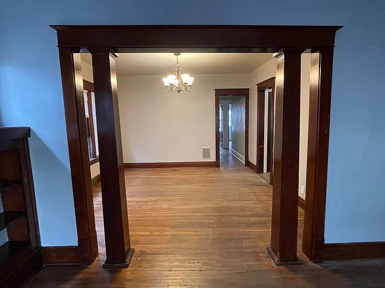 560 Linden Ave #1 — Photo 11