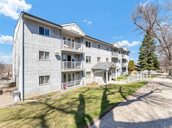 252 NW 4th St SE #304, Medicine Hat, AB T1A 0K1