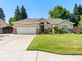 1742 Morris Ave, Clovis, CA 93611