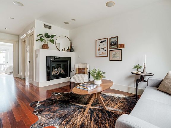 2nd image of 528 E 7th St #3