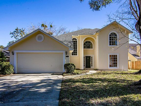 3rd image of 11647 Alexis Forest Dr