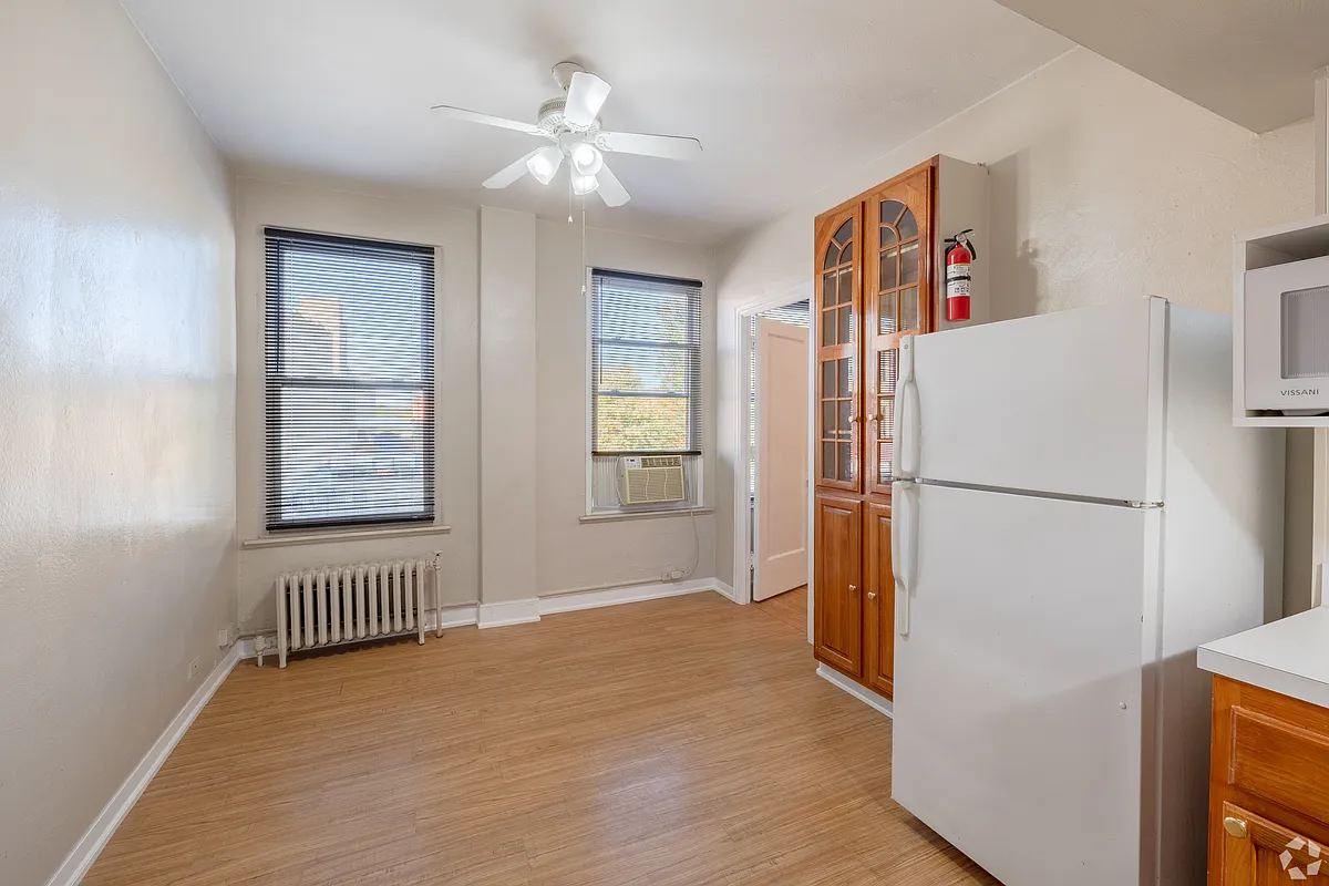 Kitchen - 12 S Mill St #220