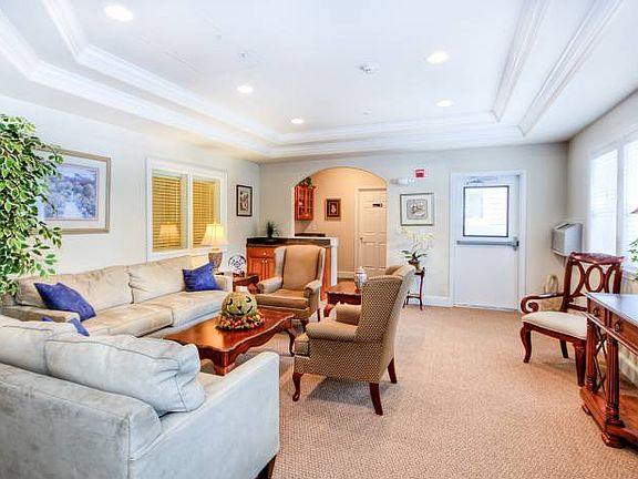 Warm, cozy sitting room