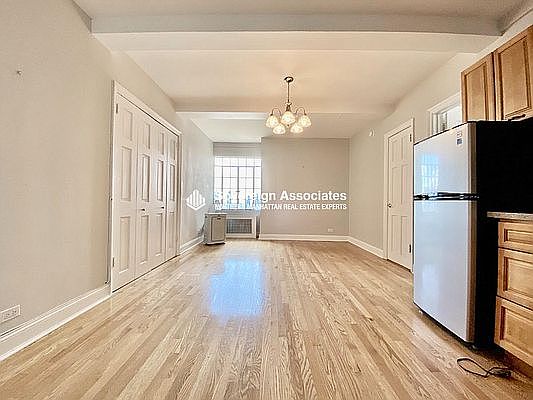 1st image of 5 Tudor City Pl #1628B