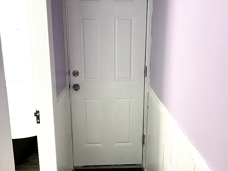 765 Brewster St — Photo 22