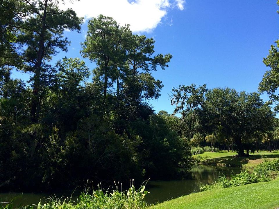 2nd image of 145 S Park Bnd