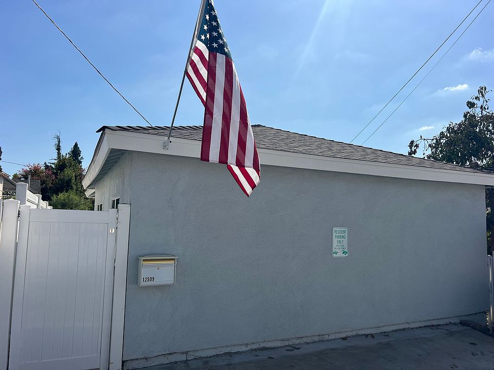 1st image of 12507 Pasadena St