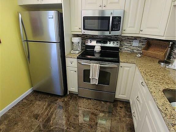 2nd image of 2615 Cove Cay Dr Unit 402
