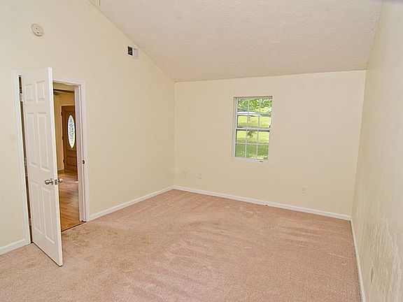 5th image of 1861 Waldrep Cir SE