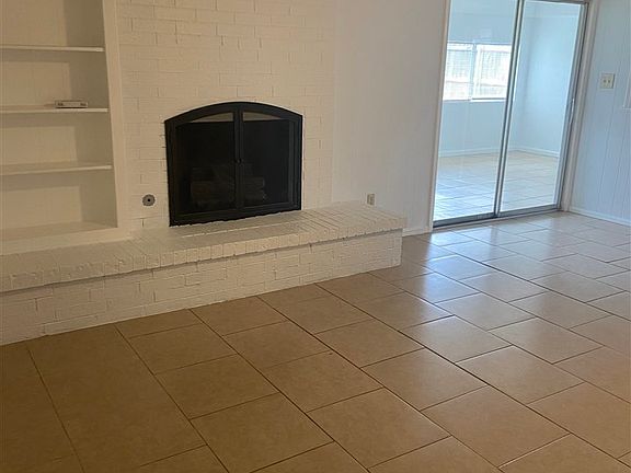 4th image of 6908 NW Eisenhower Dr