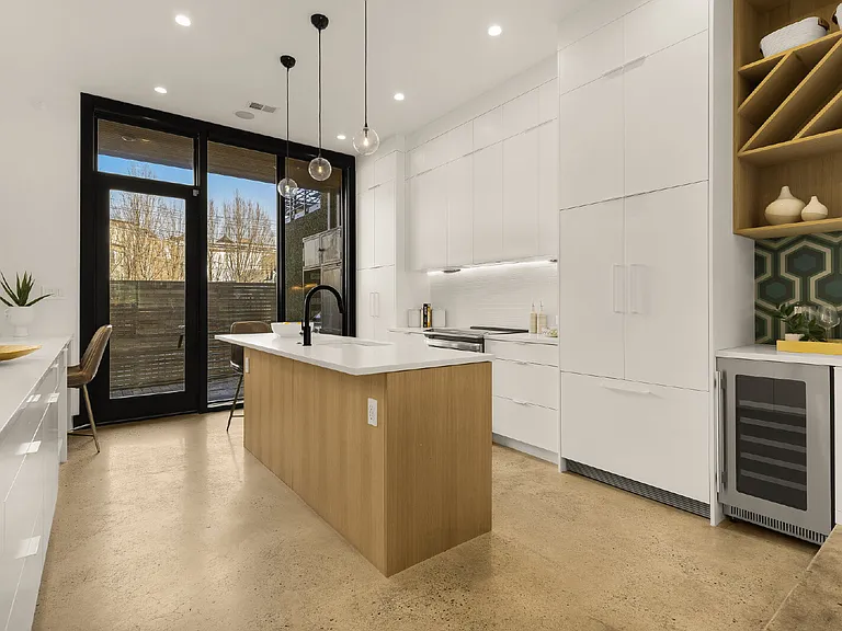 1005 P St NW — Photo 9