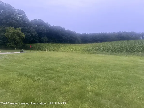 2488 Knollridge Ln, Williamston, MI 48895