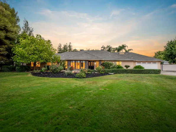 9430 E Ellery Ave, Clovis, CA 93619