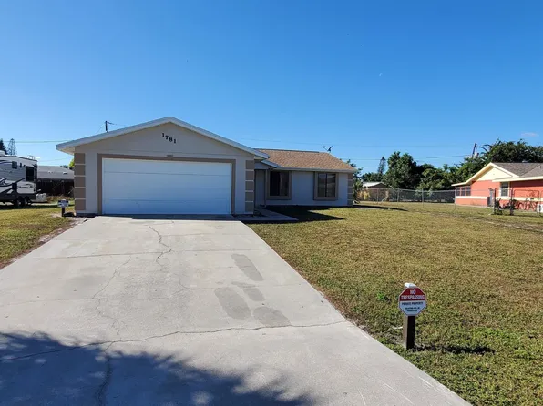 (undisclosed Address), Naples, FL 34116