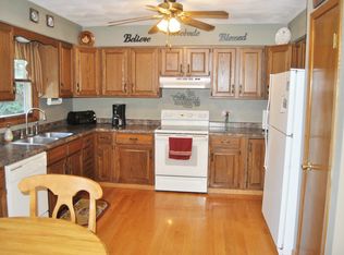730 Terra West Dr, Freeport, IL 61032