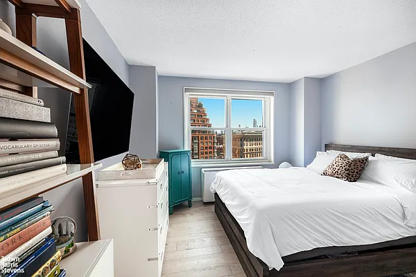 Sold by Brown Harris Stevens | media 23